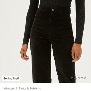 Everlane black straight leg corduroy pant size 10